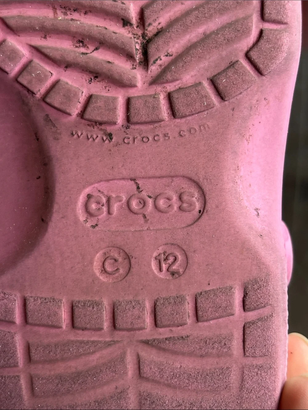 CROCS Kids Classic Clog in Bright Pink